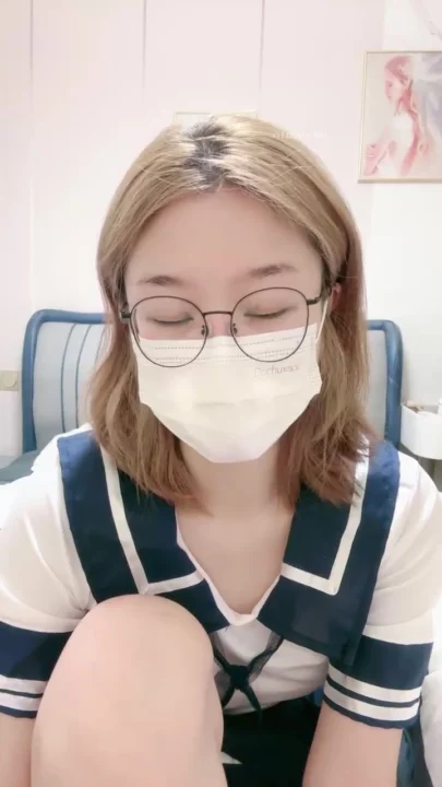 Screenshot 4 from Japanese POV Amateur — Schoolgirl Uniform and Face Reveal with Shanshan