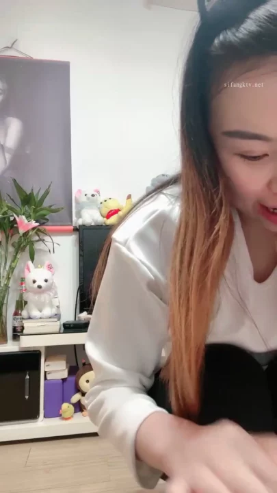 Screenshot 31 from Japanese POV Amateur — Yueyue Teases in Cartoon Robe and Lace Bra