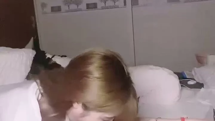 Screenshot 28 from Em Gái Văn Phòng Mặc Áo Trắng Thổi Kèn — Nuốt Trọn Cặc Không Che [FC2-PPV-5062323]