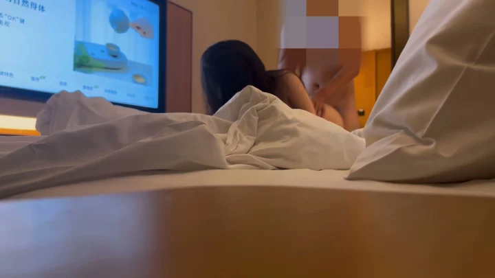 Screenshot 7 from Japanese POV Creampie — Jiajia Takes Hard Action in Hotel Bed
