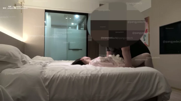 Screenshot 13 from Japanese POV Creampie — Petite Beauty in Hotel with Face Shown