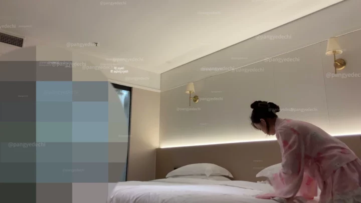 Screenshot 7 from Japanese POV Creampie — Petite Beauty in Hotel with Face Shown