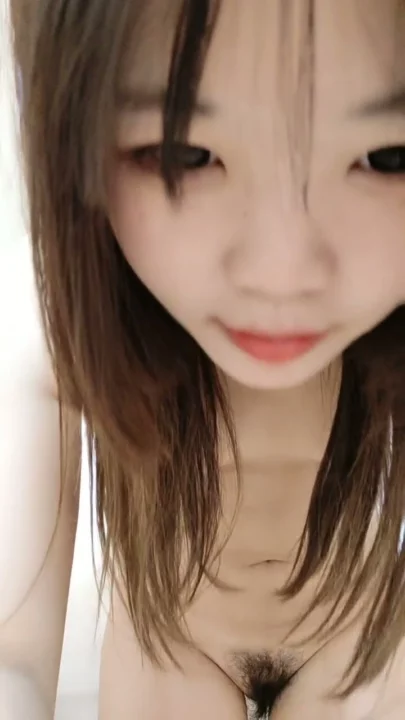 Screenshot 7 from Belle Japonaise en lingerie — Éjaculation interne avec visage visible