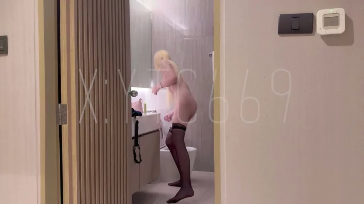 Screenshot 6 from Japanese POV Creampie — Qianqian Cosplay Uniform and Stockings [FC2-PPV-4567890]
