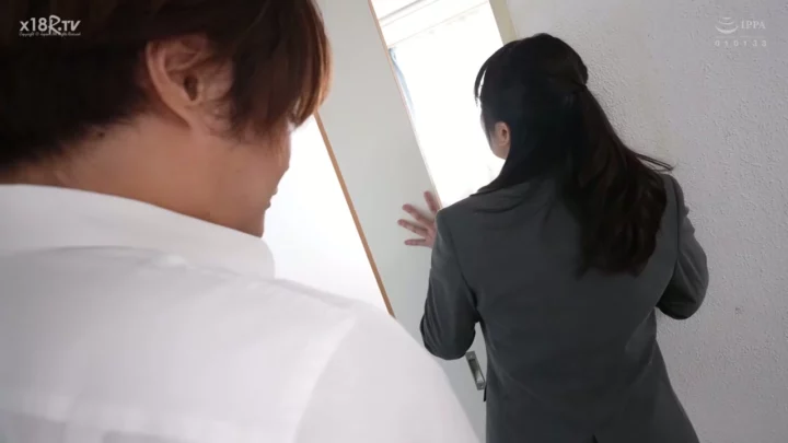 Screenshot 2 from POV Jepang Crot Dalam — Dari Seragam Sekolah ke Lingerie di Kamar Tidur