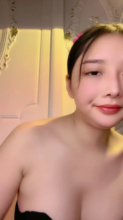 Screenshot 2 from Japanese POV Creampie — Xueer’s Office Lady Lingerie Showdown