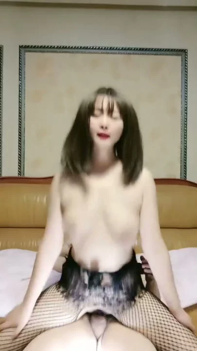 Screenshot 15 from 日式第一视角跨种族——黑色内衣和渔网袜