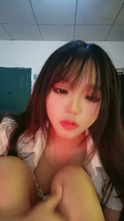 Screenshot 4 from JAV Sudut Pandang Orang Jepang — Cewek Kurus Amatir dengan Payudara Mungil Telanjang dan Mainin Memek