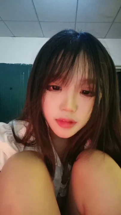 Screenshot 10 from JAV Sudut Pandang Orang Jepang — Cewek Kurus Amatir dengan Payudara Mungil Telanjang dan Mainin Memek