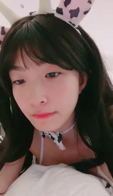 Screenshot 20 aus Japanische POV: Petite Asiatin in Dessous verführt dich im Bett mit heißem Tease