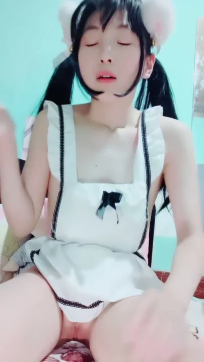 Screenshot 10 from 日本 POV 女仆自慰 — 双马尾和丝袜搭配震棒