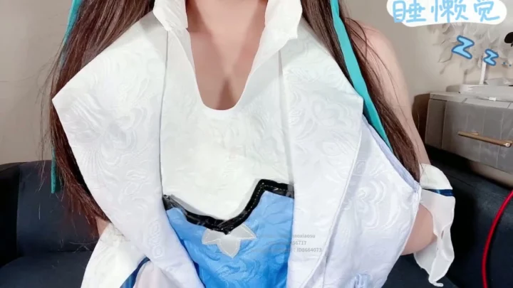 Screenshot 10 from Garota Japonesa em Trajes de Empregada Esguichando — Bela Pequena com Brinquedos e Lingerie