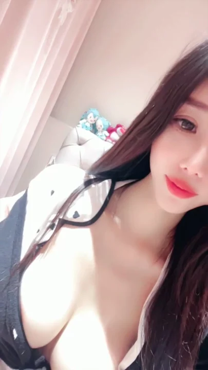 Screenshot 20 from Japanese POV Masturbation — Big-Tits Amateur in Lingerie