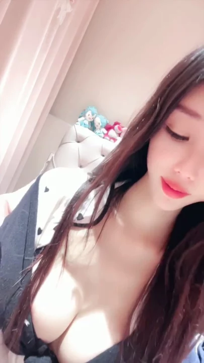 Screenshot 21 from Japanese POV Masturbation — Big-Tits Amateur in Lingerie