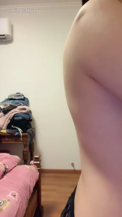 Screenshot 11 from Japanese POV Masturbation — Feifei’s Lingerie Strip in Hotel Room