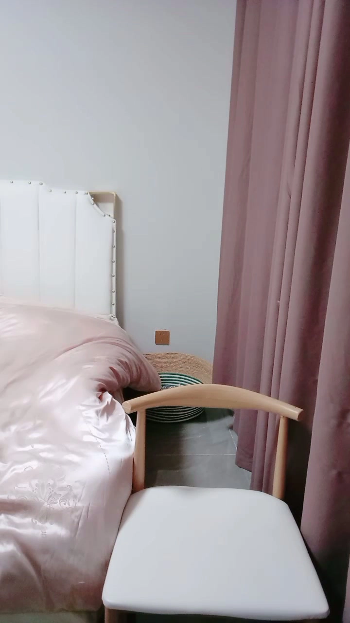 Play video: Japanese POV Masturbation — Petite Beauty in Black Lace Lingerie