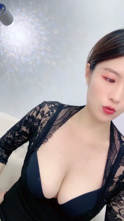 Screenshot 22 from Japanese POV Masturbation — Petite Beauty in Black Lingerie and Thigh-Highs