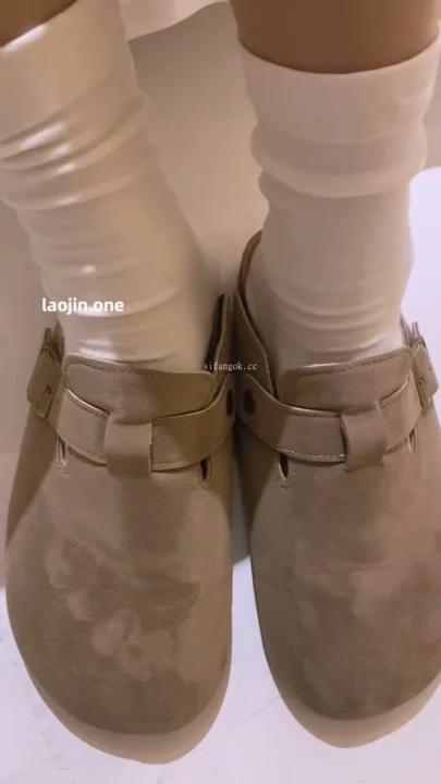 截图 6 来自 Japanese POV Masturbation — Petite Beauty in Ruffled Skirt and Socks [FC2-PPV-4567890]