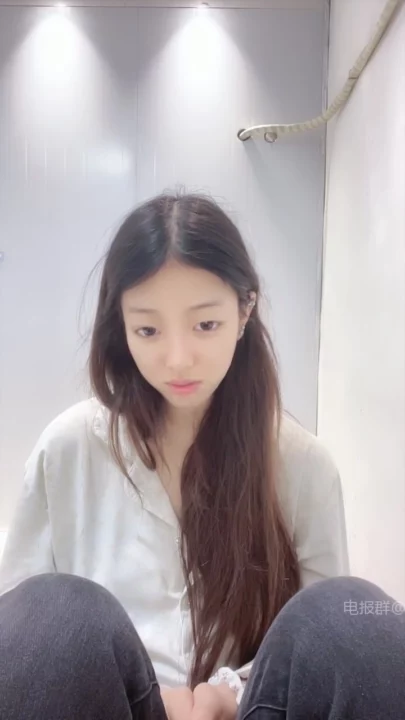Screenshot 30 from Japanese POV Masturbation — Xinyi’s Solo Lingerie Toy Play Leak