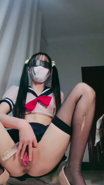 Screenshot 12 from 日本 POV 校园女生肛交 —— 光滑小穴配戴震棒和丝袜 [FC2-PPV-1234567]