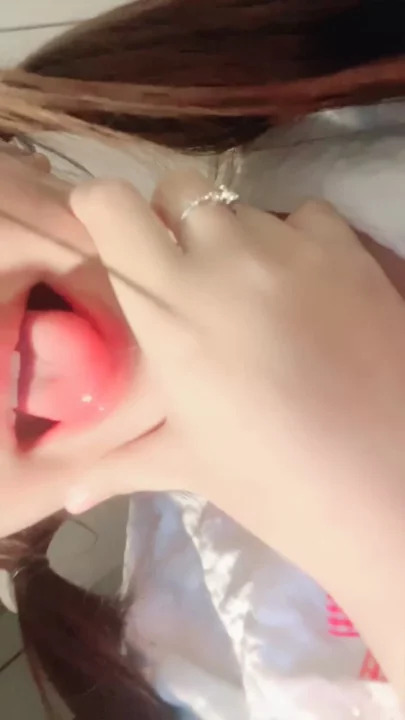 Screenshot 8 from Japanese POV Uncensored — Beibei’s Amateur Dildo Session with Off-Frame Partner