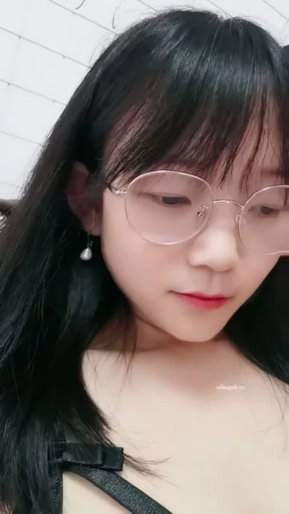 Screenshot 14 from POV Jepang Tanpa Sensor — Bobo Ngentot Sendiri Pakai Mainan dan Kacamata