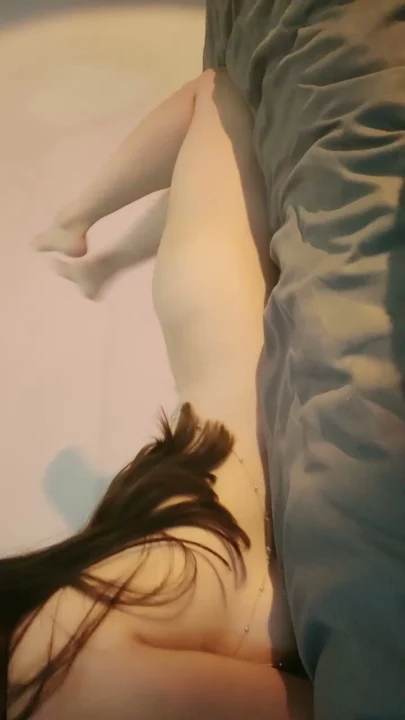 Screenshot 11 from 일본 POV 무삭제 — 섹시한 란제리 미녀와 화면 밖 파트너의 뜨거운 시간