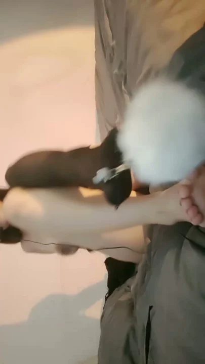 Screenshot 4 from 일본 POV 무삭제 — 섹시한 란제리 미녀와 화면 밖 파트너의 뜨거운 시간