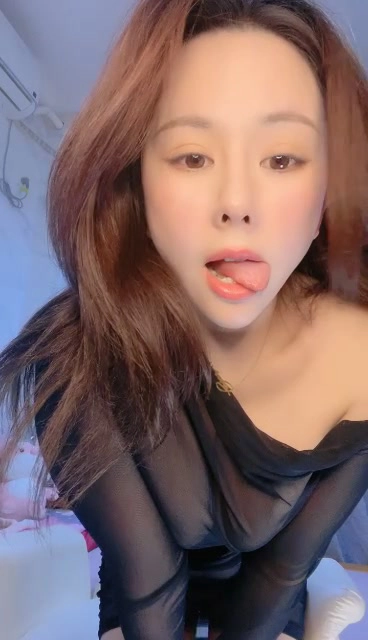 Screenshot 13 aus Japanische POV unzensiert — Kurvige Amateur-Creampie im Schlafzimmer