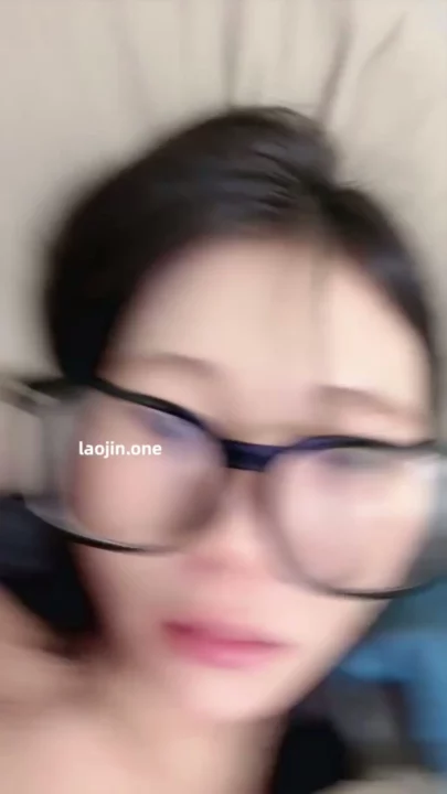 Screenshot 10 from Japanese POV Uncensored — Glasses Girl Creampie in Bedroom [FC2-PPV-4874379]