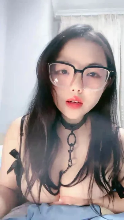 Screenshot 4 from POV Jepang Tanpa Sensor — Lele Crot Dalam Pakai Kacamata dan Choker