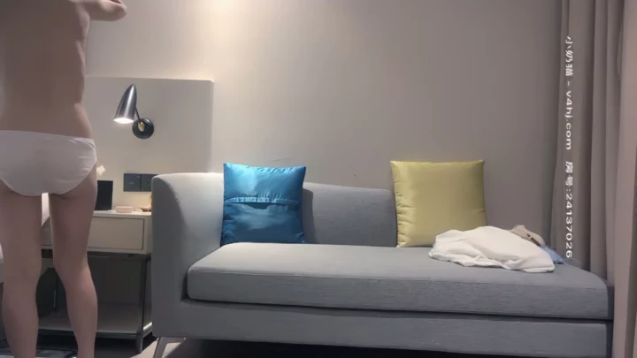 Screenshot 4 from Japanese POV Uncensored — Lili Takes Hard Creampie in Hotel Sofa Scene