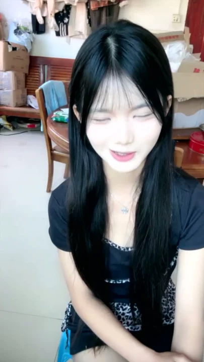 Screenshot 21 from Japanese POV Uncensored — Linlin Amateur Creampie and Blowjob in Bedroom