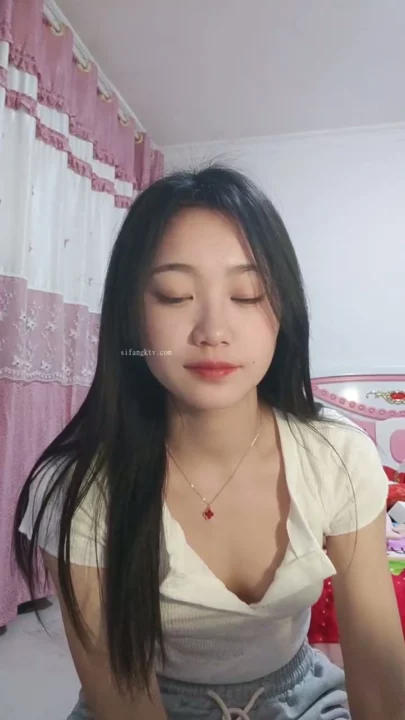 Screenshot 13 from Japanese POV Uncensored — Linlin’s Amateur Bedroom Tease with Dildo and Off-Frame Partner