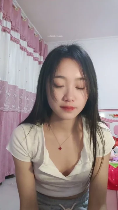 Screenshot 9 from Japanese POV Uncensored — Linlin’s Amateur Bedroom Tease with Dildo and Off-Frame Partner
