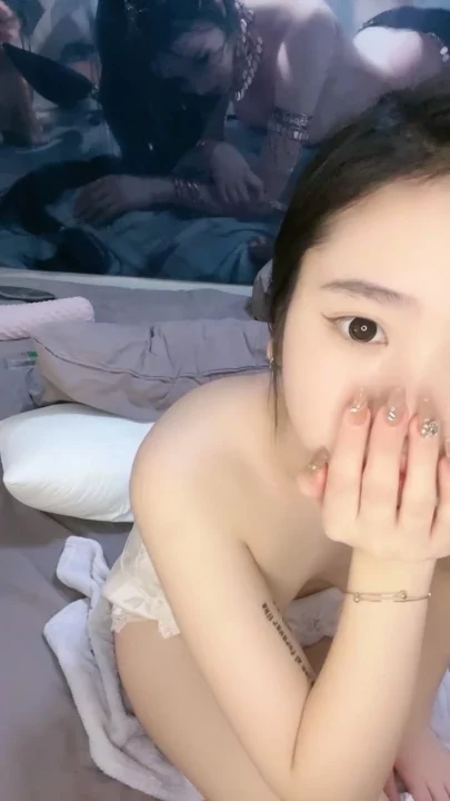 Screenshot 13 aus Japanische POV unzensiert — Lin verpasst dir einen geilen Fußjob in sexy Unterwäsche