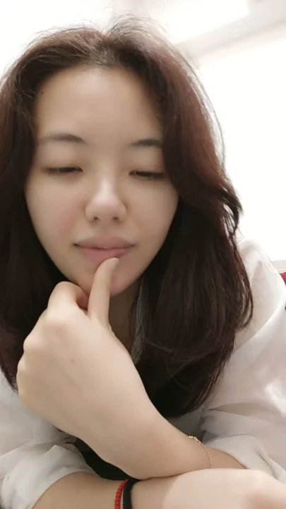 Screenshot 2 from Mingming Mostra o Rosto em Gozo Interno Sem Censura no Quarto