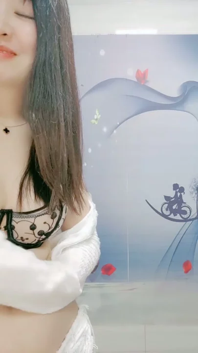 Screenshot 9 from Japanese POV Uncensored — Mingming’s Lingerie Strip and Nude Pose
