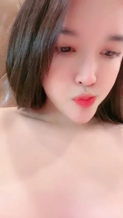 8번 스크린샷, Japanese POV Uncensored — Niuniu’s Shaved Pussy and Lingerie Tease에서 캡처됨