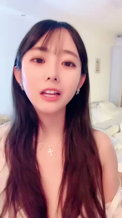 Screenshot 1 from 日本无码第一视角 —— 小巧业余女优的独演与双人戏结合