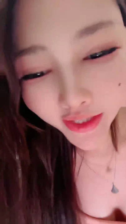 Screenshot 5 from Japanese POV Uncensored — Petite Asian Amateur with Off-Frame Partner