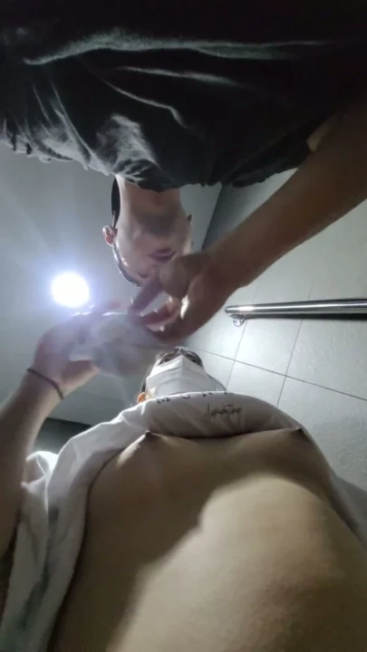 Screenshot 14 from Japanese POV Uncensored — Petite Asian Blowjob and Facial in Car [FC2-PPV]