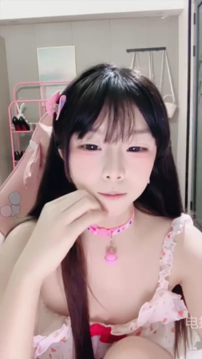 Screenshot 17 from Japanese POV Uncensored — Petite Yiyi Nude in Gaming Chair