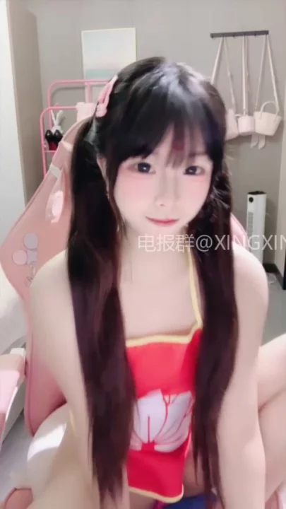 Screenshot 25 from Japanese POV Uncensored — Petite Yiyi Nude in Gaming Chair