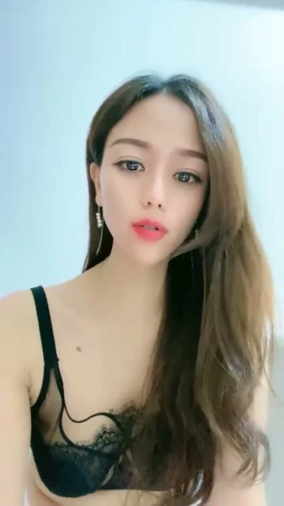 Screenshot 5 from Japanese POV Uncensored — Shanshan Faces Camera with Dildo in Hotel