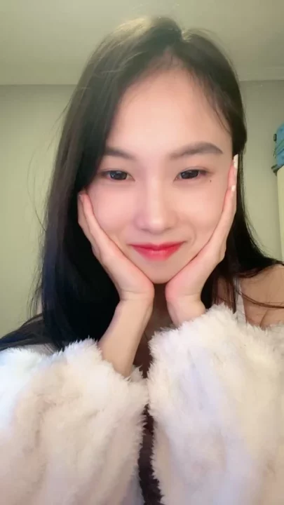 Screenshot 2 from Japanese POV Uncensored — Shanshan’s Amateur Bedroom Creampie with Blowjob and Masturbation
