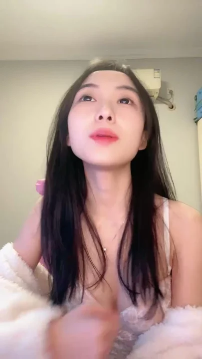Screenshot 3 from Japanese POV Uncensored — Shanshan’s Amateur Bedroom Creampie with Blowjob and Masturbation