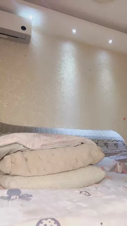 Screenshot 6 from 日本无码第一视角 — 红唇金项链的清瘦素人美女