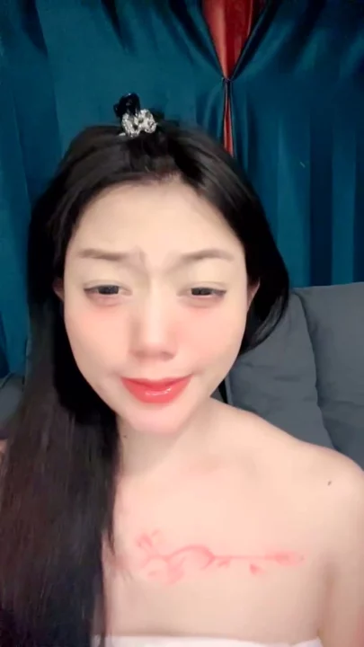 Screenshot 2 from Japanese POV Uncensored — Vivi’s Amateur Bedroom Fuck with Off-Frame Partner