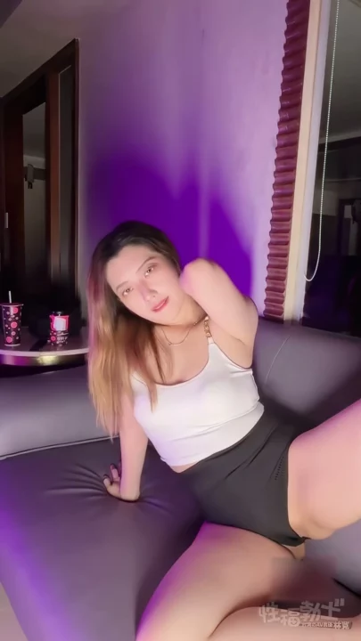 Screenshot 3 from Japanese POV Uncensored — Xinyi’s Lingerie Blowjob and Creampie in Hotel